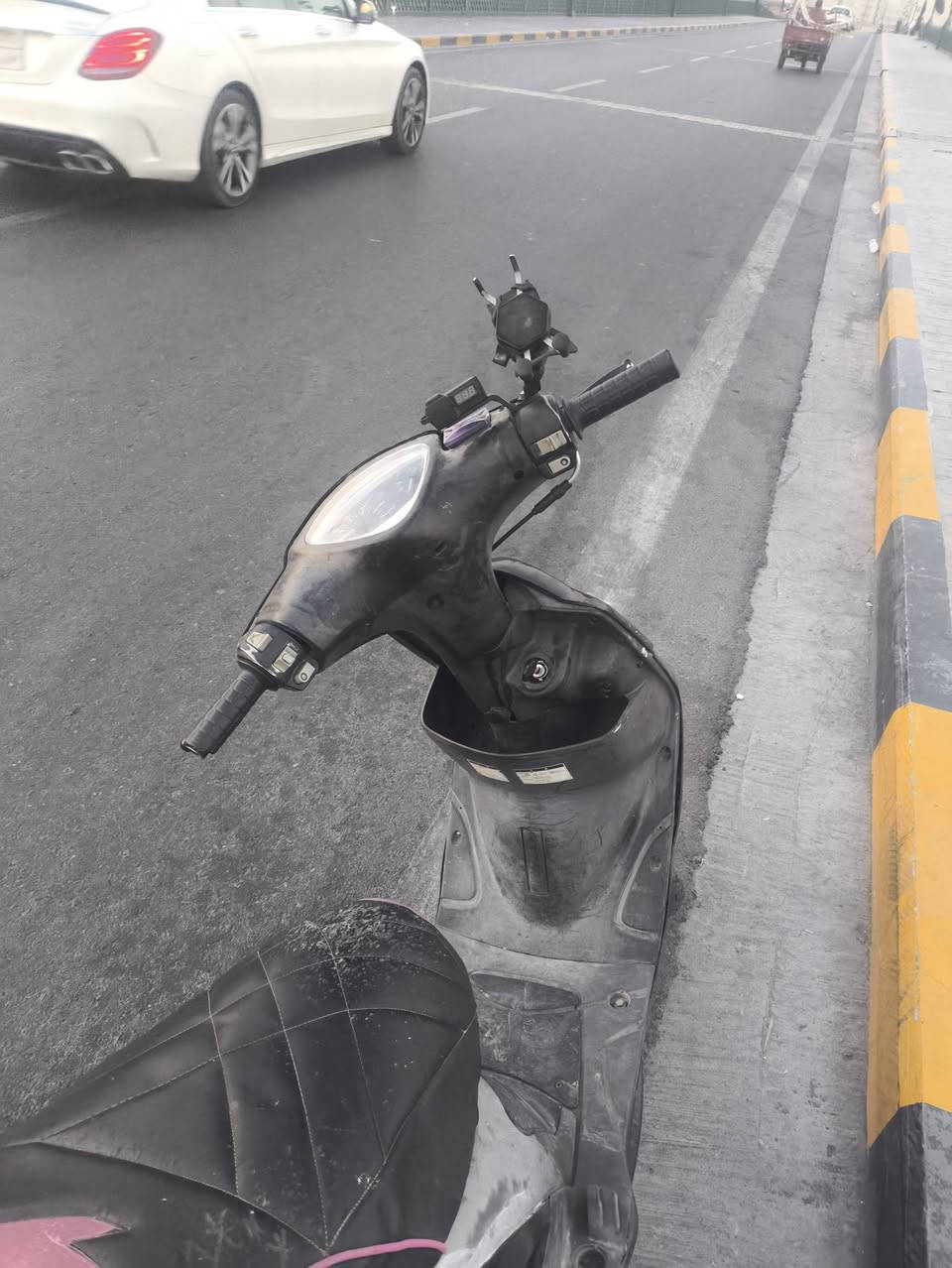 للبيع كفاله عامه كلها بلاديه فقط ستان
شراي اتصل *********** واتساب العنوان بغداد الصالحيه 
السعر 550
