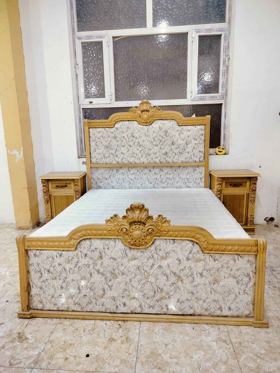 السلام عليكم غرفه نوم مستخدمه عنوان واسط العزيزيه شارع التربيه يوجد واتساب ***********
