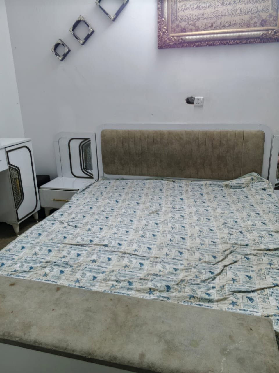 غرفه تركيه نضيفه سعرها ٤٠٠وبيه مجال مكان بغداد


**إذا كنت صاحب هذا الإعلان وتريد حذفه لأي سبب، رجاءا أرسل رسالة إلى الدعم الفني**