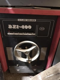 مكينه لحيم 400  جديد غير مستخدم  سعر 250 الف 07901183703