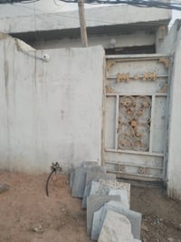 نصين للبيع • منطقة الاستكشافات بضهر بانزين • غرفة واستقبال