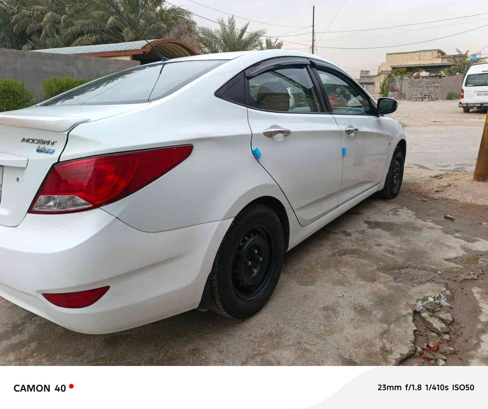 سلام عليكم للبيع اكسنت مديل 2014 وارد خليجي بيه صبغ أربع قطع بدون دواخل مكينة كير صدر تخم تاير خير من الله تبريد ثلج سياره حلوه جاهزة من جميع نواحي رقم بغداد تحويل مباشر مكان بغداد حي الحسين مقابيل لبانزين خانه مال حي العامل سعر 87 وبيه مجال للطيبين رقمي ‏‪***********‬‏
