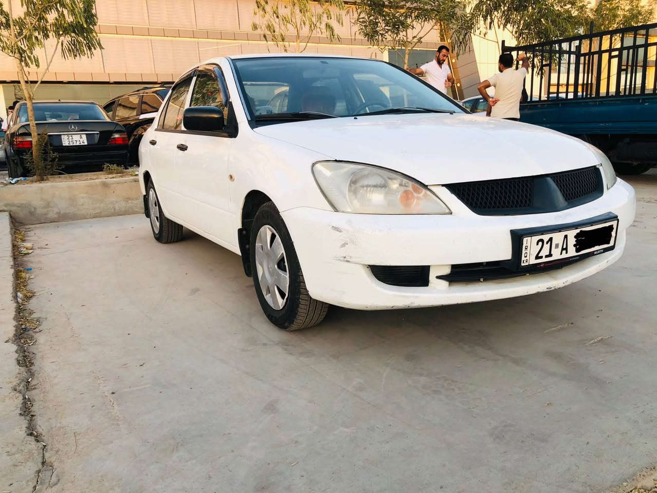 لانسر ٢٠٠٧ گێر ئۆتۆماتیک  مەکینە بچووک  ڕەقەم سلێمانی سەنەوی تازە تا ٢٠٢٩  سەیارەیەکی خاوێن ھیچ لێدراوێکی نیە تەنھا بۆنید و دەعامیەکانی بۆیاخکراوەتەوە  چوار تایەی تازە تەبریت مەزبوت شاشە ئایپادو کامێرای دواوە سەدری مەزبووتە و ھیچ تەقەو رەقەیەکی نیە گێر و مەکینەی بەشەرت نرخی ٨٣ گەلاو و کەمێک مەعمەلە 
0770 041 99 09 كالار, السليمانية
