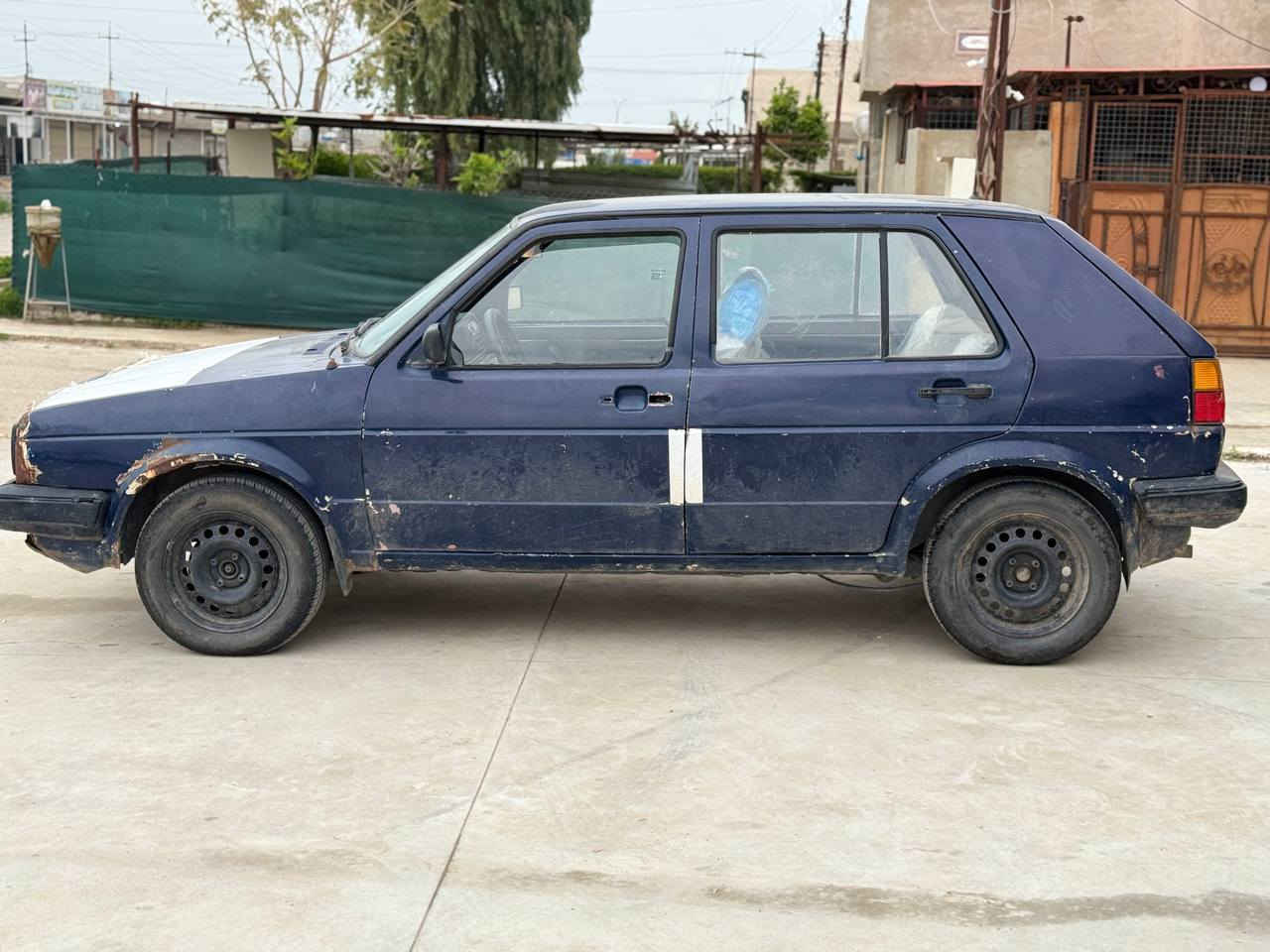 سلام و عليكم 
كولف للبيع
موديل:1991
سنوية مشروع وطني منتهي
سعر20 وةرقة و بيها مجال
*********** كركوك, العراق
