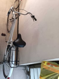 بغداد حي الجامعة • نظيف جدا • مقاس ٢٦