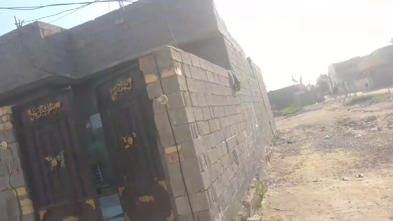 سلام عليكم بيت 200 متر طابو زراعي عقد 25 العنوان كربلاء طريق كربله طويريج عامود 216 منطقة الدخانيه الوسطى
بناء حديث صب كونكريت  منطقه سكنيه حلوه وكافه الخدمات متوفره  يبعد عن إلمام الحسين 10 كيلوات بالسياره ربع ساعة  متوفر من ستقبال ومطبخ وصاله و3 غرف نوم بيت حلو وقياسات الغرف والبناء حلوه وجبيره 

السعر 85 وبي مجال  رقم الهاتف ***********
سلام عليكم بيت 200 متر طابو زراعي عقد 25 العنوان كربلاء طريق كربله طويريج عامود 216 منطقة الدخانيه الوسطى
