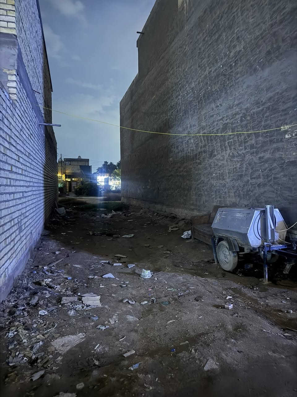 كاع مساحهة 100متر الواجهية 5متر ونزال20متر القطعه مكانهة مقابيل باب الجزيره الاول بنزله ابو محمد الدلال
8 فرع مقابيل ريم بيوتي  للاستفسار التصال بهاذ الرقم ً***********
