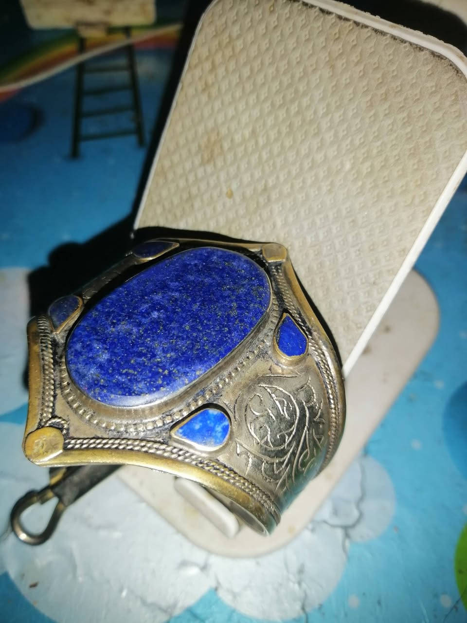 سلام عليكم من رخصت مدير اكروب ذني زنجيل تركي مع سوار مع سوار ثاني قدم صلطان ابيع عنوان كربلاء كلمن وسعرة شراي يخابر *********** ***********
