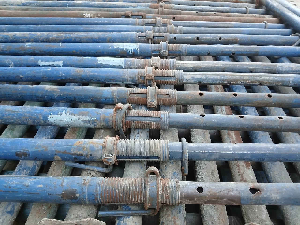 السلام عليكم جكات للبيع حاضن تركي الاصلي سن خشن حرف ال Q العدد (١٦٠)العنوان حله ***********
