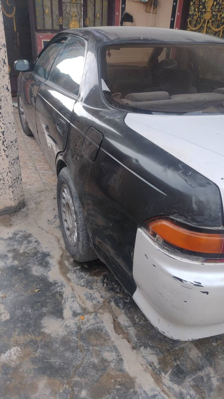 سلام عليكم خون مستعجل البيع كرستة مديل 93اتكفل من الكص ونقل الجثة وتحويل بيهة جاملغ خلفي وشوية عتة بل كير مكينة غرفة ويل كب جامة امامية غلفية بل باكيت كهربائية خير من الله السعر 25 وشرياي اوجبة حك جية رقم ***********يرحم والديكم لحد يكسر بحلال الناس
