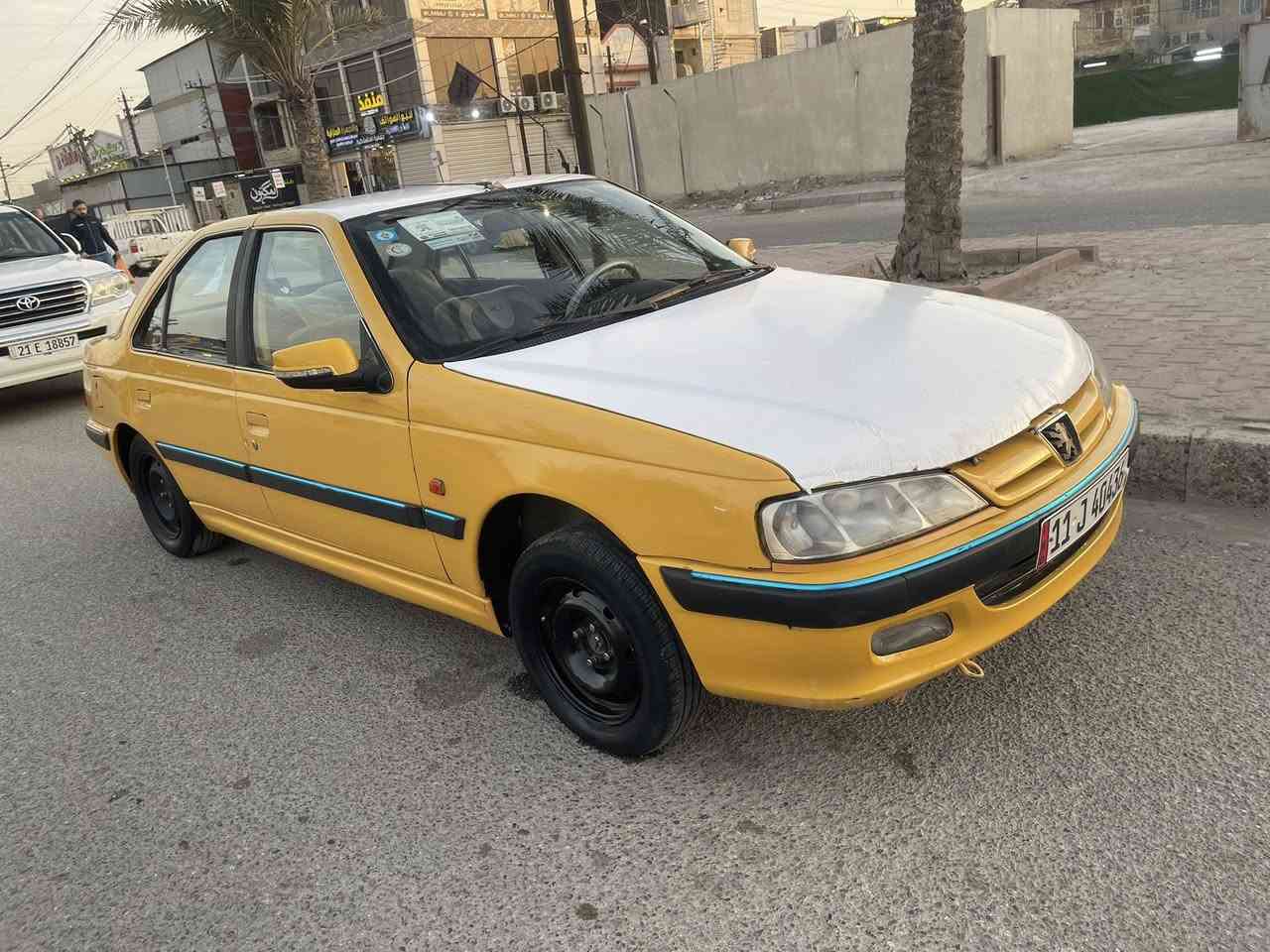 السلام عليكم بيجو بارص ١٥ السيارة نضيفة جداً مكينة وكير كفالة كهربائيات كفالةالسيارة حلوة بيها جاملغ خلفي السعر ٤٠$ وبيها مجال المكان حي اور للاستفسار *********** واتساب
