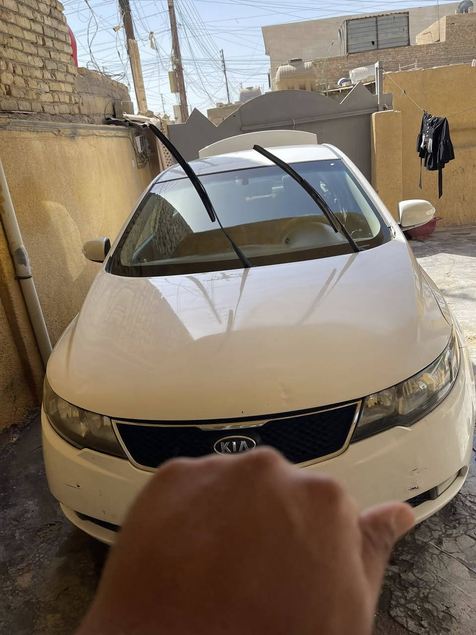 السلام عليكم سيراتو ٢٠١٠ للبيع رقم اربيل حادثها جاملغ جهة السايق موجود سونارها بالمنشور للاستفسار اتصل عالرقم ‭٠٧٧٢ ٤٩٣ ١١٩٦‬ مكان الصويرة اني مكلف بالنشر اخوان تحياتنه للجميع
