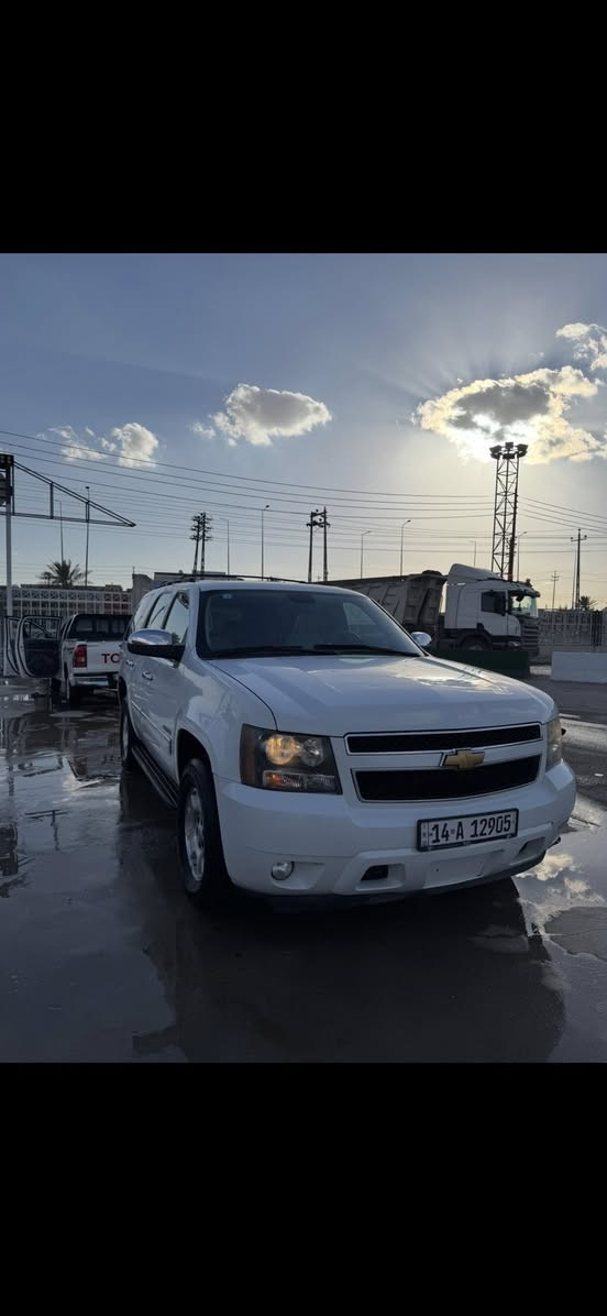 السلام عليكم تاهو 2012 خليجي وكاله الغانم تو ويل المرغوب رقم بصرة مشروع وطني سنويه مجدده مواصفات LT جديده السياره.
 مكينة كير خير من اللّٰه تبريد شغال 3قطع وطخم تاير  حداديه جديد  كهربائيات شغاله تدفئه دواخلها جدد شاشة كامرة دوشمة الكشنات السياره جديده  وجاهزه من كلشي واستخدام شخصي الاتصال *********** مكاني البصره
