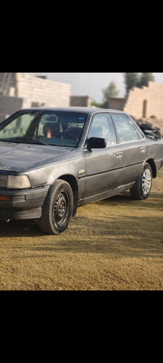 السلام عليكم لبيع كامري موديل 1992 رقم صلاح الدين الدولي سنويه ل 2029 كير محرك شرط محرك بي خيط بخار كير عادي محرك 16 ابو الچف قتصاديه  بل بانزين سياره حلوه تحويل ثاني يوم تايرات جدد السعر 29 وبيه مجال ***********
