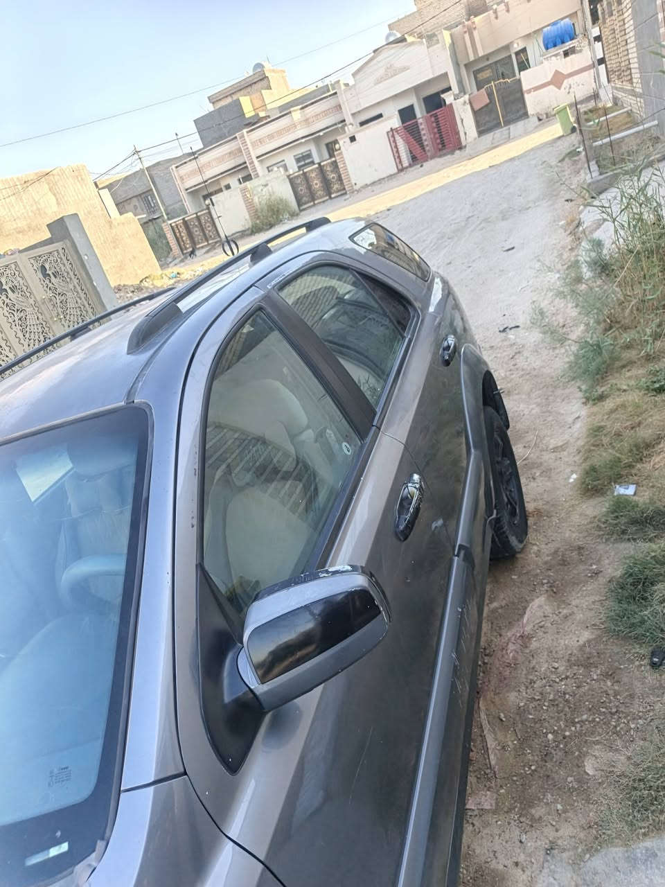 سلام عليكم سورنتو 2005سياره كفاله عامه🫡 لا ❌ضربه ولا صبغ سياره حيل نضيف كير عادي صدر جديد سياره جاهزه بس🔥 تكمل رقمه✈️ سعر ٦٠وبيه مجال أو مراوس ب  سياره مكاني أنبار ***********واتساب 🍁
