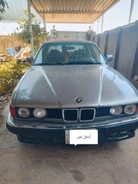 بي ام ٧٣٥ • ١٩٨٩ • مكينة ٦ سلندر