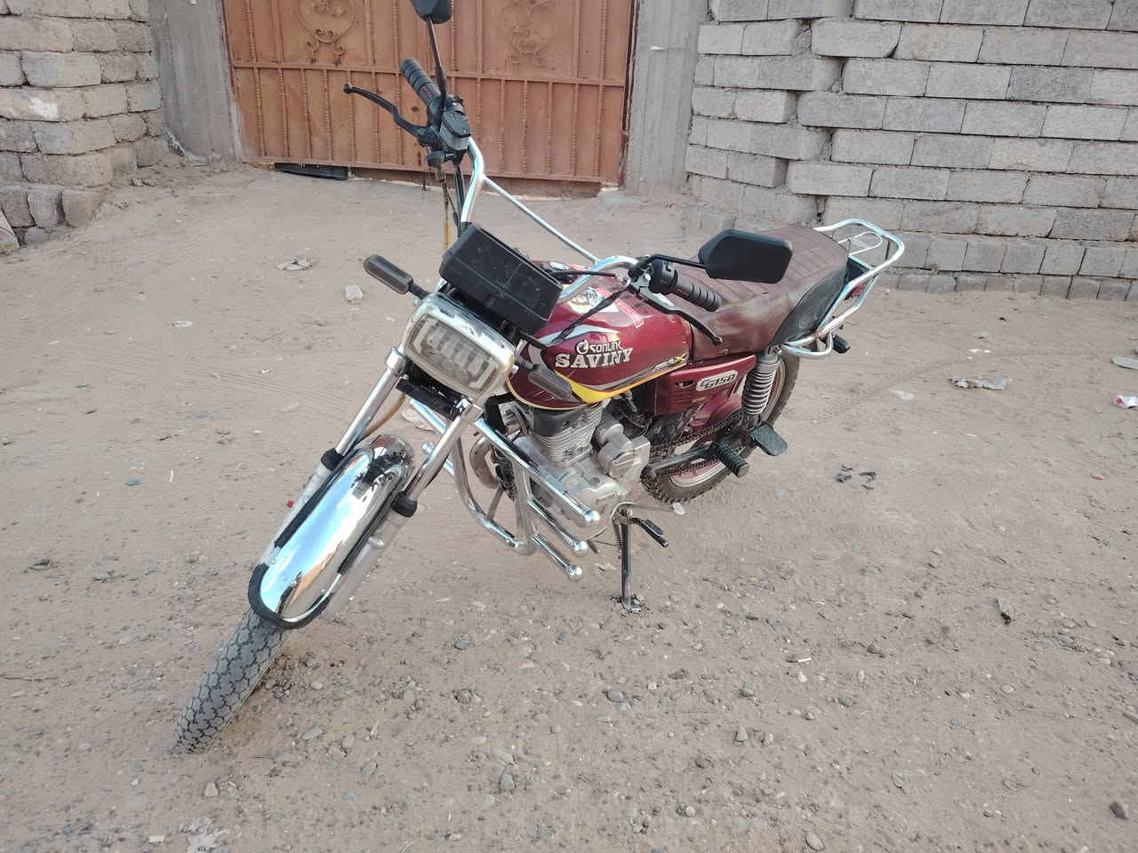 السلام عليكم  دراجة سيفان مديل 2022 محدث 2023 باب أول الوزن الثقيل 
مكفولة كفالة عامة ربع متصرف عليهة شرط محرك مامفتوح نشاط ورزانة فول  كهربائيات كلهة شغالة نكرة سلف دراجة كاملة علة وضع الشركة  السعر 550وبيهة مجال شي قليل رجائن المو شراي لاضلي يتصل ويراسل دراجة فول 
*********** موجود وتساب
