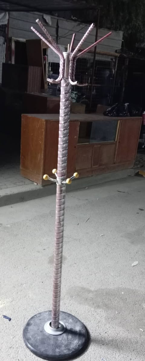 غراض للبيع المحموديه  عنواني لمحل  شارع مقيم مقام صراي قرب مكتبه مهندس حيدر 
***********
***********
