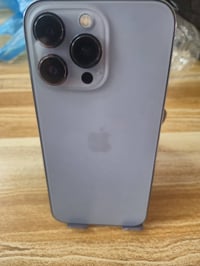 ايفون 13 برو • ١٢٨ • بطارية ٧٧