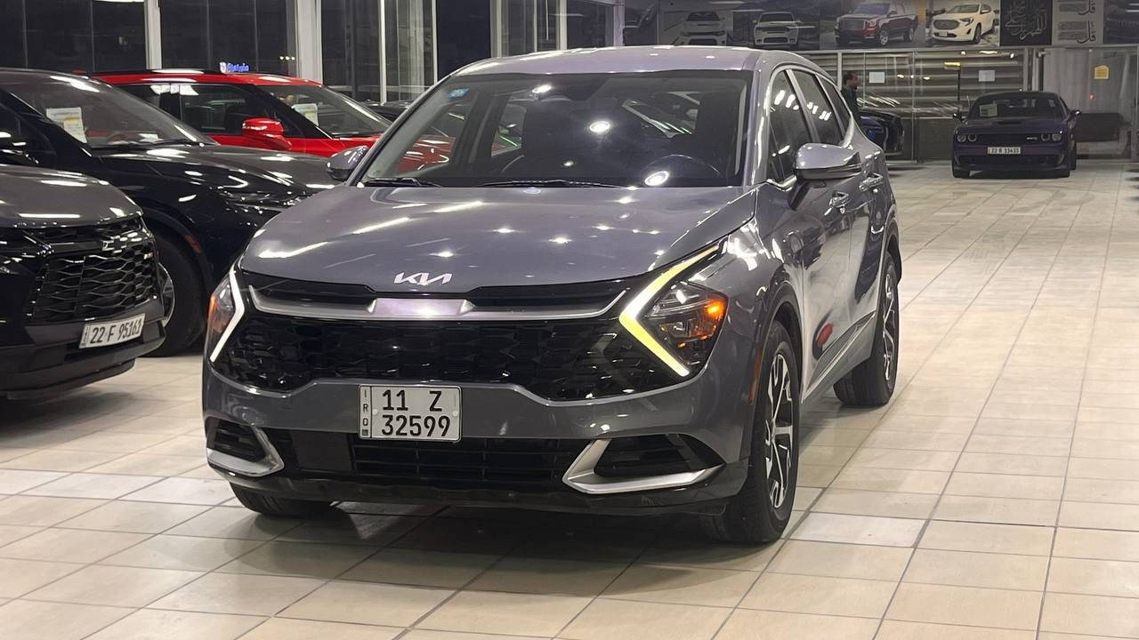 السلام عليكم ورحمة الله وبركاته.
#معرض_ابن_شعبان_لتجارة_السيارات.
______________________________
✅اسم السيارة : كيا سبورتج. EX
✅الموديل : 2023
✅رقم السيارة : رقم بغداد تحويل ملكية
✅السعر :  190 ورقة 
✅الضرر : طرف البنيد + الجاملغ الامامي الايمن تعديل بارد فقط
✅عداد المسافة : 67 الف ميل 
______________________________
🔻1-حجم المحرك  4 سلندر 2500
🔻2-ويل كب حجم 18 مع طقم تايرة 🔻بحالة جيدة
🔻3- بصمة باب و بصمة تشغيل و تشغيل عن بعد
🔻4-رادار جانبي 
🔻5-لايتات زينون  
🔻6-اشارات في المرايا الجانبية
🔻7-غرفة السيارة جلد اسود
🔻8-كامرة خلفية اصل 
🔻9-تحكم ستيرن جهتين متكامل 
🔻10-شاشة كبيرة الحجم للتحكم بكافة الايعازات  
🔻11-تحكم كهربائي لمقعد السائق 
🔻12-رادار امامي مانع للتصادم
🔻13-تحديد مسار
🔻14- تدفئة المقاعد الأمامية 
🔻15-وضعيات متعددة للقيادة
🔻16-حساسات خلفية
🔻17-كامرة خلفية
🔻18-تحكم ستيرن جهتين متكامل 
 

✅السعر المطلوب 190  ورقة ✅‏
______________________________
‏

*********** ‏ 📞المبيعات. 
***********٣📞الادوات. 

🔴العنوان:النجف الاشرف-
🔴المدينة المائية-
🔴مقابيل حي الجامعة-
🔴مجاور كافية الزاويه-
