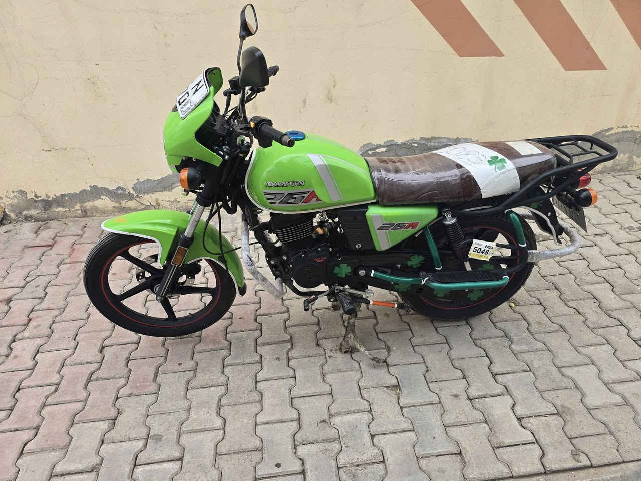 دايوان A26
موديل 2023
دراجه مكفوله كفاله عامه
مرقمه انكليزي تحويل ثاني يوم
هزه جديده +ملصق لهزه
سعر خاص 
مكاني بعقوبه 
شراي يتصل 
***********
