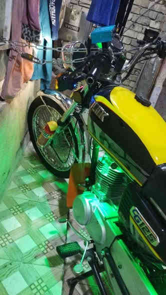 سلام عليكم دراجه تايكر للبيع كفاله عامه موديل 24 زيرو عداد كتروني محرك ما مفتوح  كرهبايات كلهه شقاله هندر واحد اوراق كامله مكان بغداد دوره شارع 60(ملاحظه جهازي يكون مغلق من ل7صبح لحد 3ضهر) وره ضهر متواجد رقم الهاتف ***********بي واتساب ول خاص مفتوح وسعرهه 650وبيهه مجال قليل قليل حك جيه
