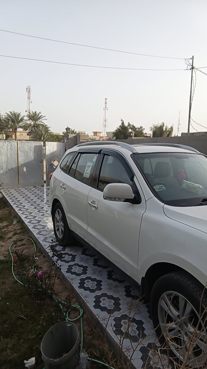 السلام عليكم

سنتافي خليجي موديل 2012 رقم بغداد  مواصفات السياره  تنته اشاير بالمري الجانبيه 7راكب كشنات كهرباء محرك 2400دوش ماشيه السياره 133قابله للزياده مكان السياره صلاح الدين بلد السعر 138وبيه مجال للشراي الاتصال 

هـ ‭0782 418 9887‬
