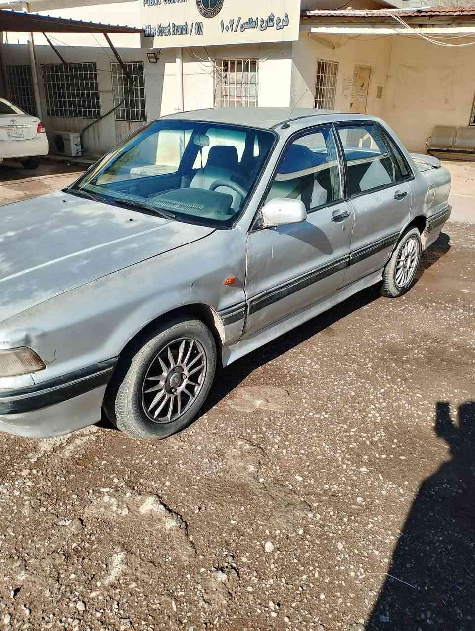 سلام عليكم مسبوشي كلاند موديل 89 رقم كركوك سنويه منتهيه كير محرك جديد كابريتر كاربايات شغال كوبون بنزين بيه سعر 22مكان كركوك ***********
