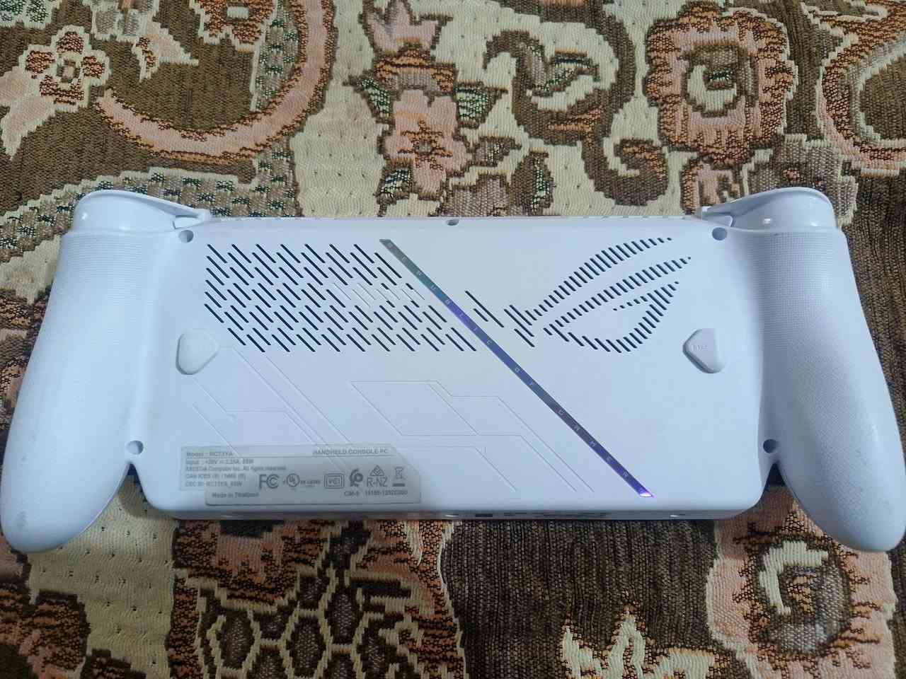 الجهاز للبيع فقط
جهاز كامل المواصفات 
ذاكرة 512
نضافة فول 
السعر 950
السعر قابل للتفاوض


**إذا كنت صاحب هذا الإعلان وتريد حذفه لأي سبب، رجاءا أرسل رسالة إلى الدعم الفني**