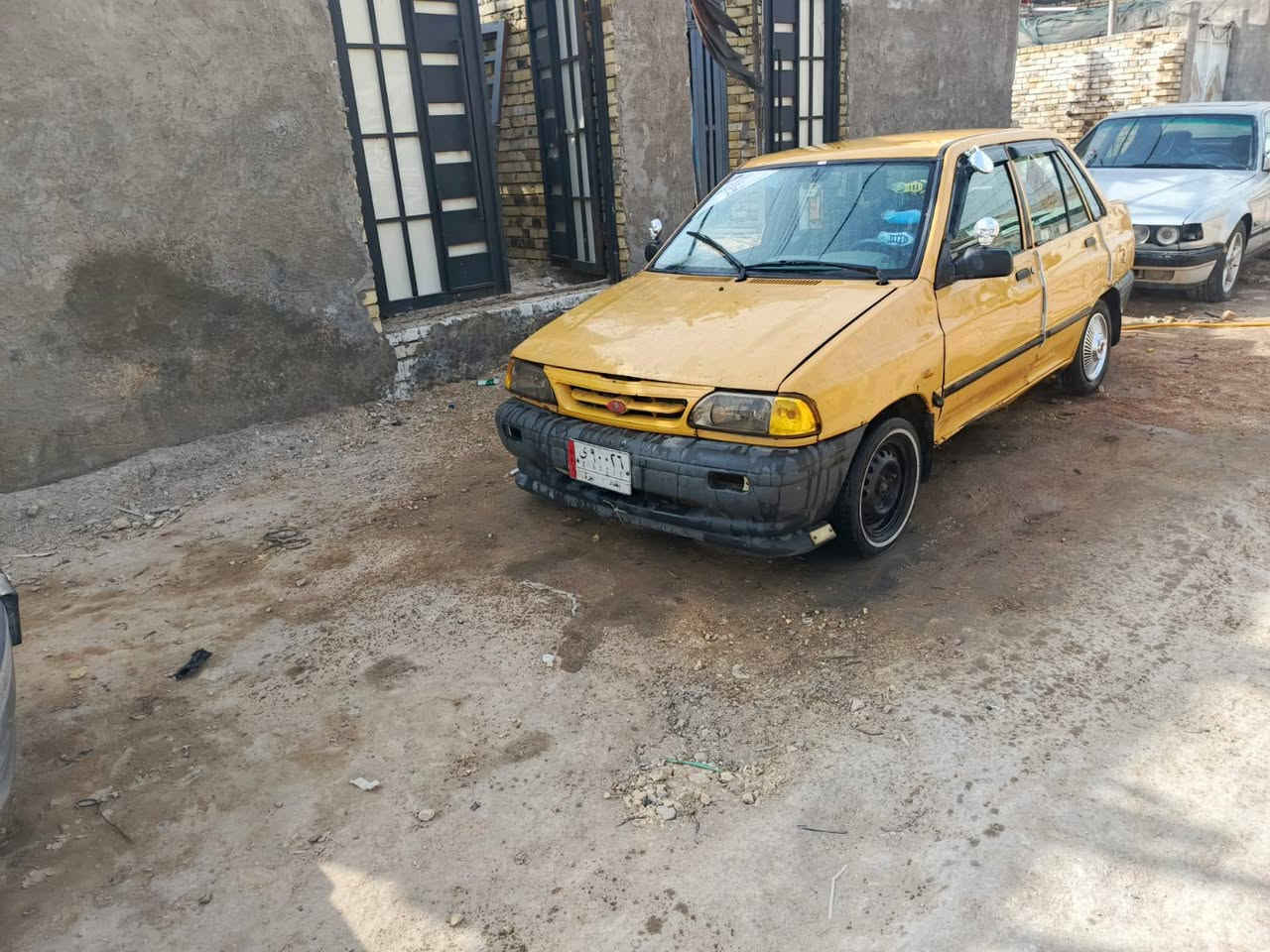 يالله سلام عليكم شباب بيع مستعجل سايبه موديل 2013 رقم بغداد الماني تحويل مباشر مكينه  وكير جدد حداديه جديده تخم تاير نضيف كهربائيات شغاله سياره حلوه ومرتبة ترايك وين ميعجبك شواصي انضاف اسياره مال جناي متعوب عليه كلش اسعر 14 وبيه مجال بصيط مكاني نجف شارع المطار  ***********
