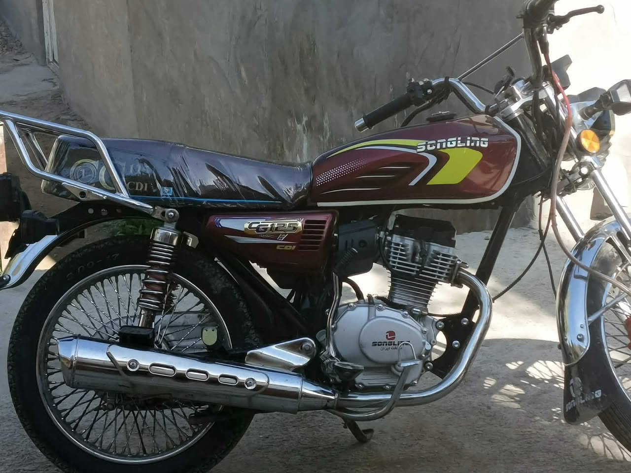 تايكر ٢٥كفاله مكاني بعكوبه لوثبه سعر٦٥٠وبيها مجال الرقم ***********
