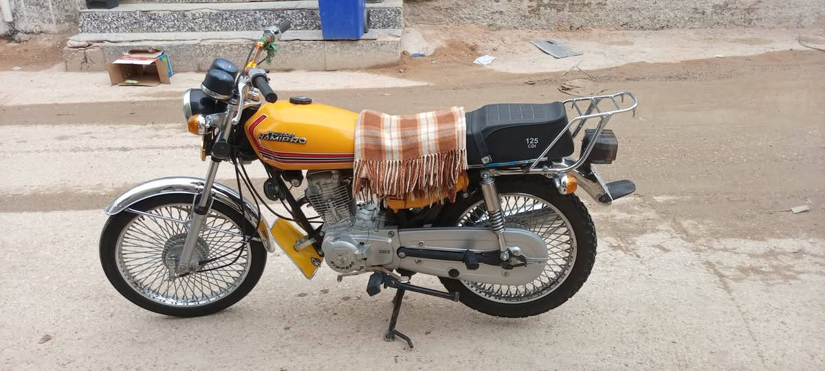 للبيع مديل 22  طالعه ب 23 اصولي وكيله العارضي نجف ***********/// 850 وبيه مجال حك لجيه
