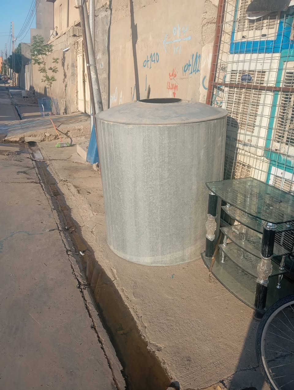 طوزخرماتو اشتري وبيع اي حاجة منزلية غرفت نوم ديوان ثلاجة مجمدة طباخ كونتر أي حاجة منزلية ***********..***********
