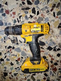 ادريل بطاريته عاطله شغال للبيع سعر ١٥ مكاني بغداد بداله الإعلام عندي ك...