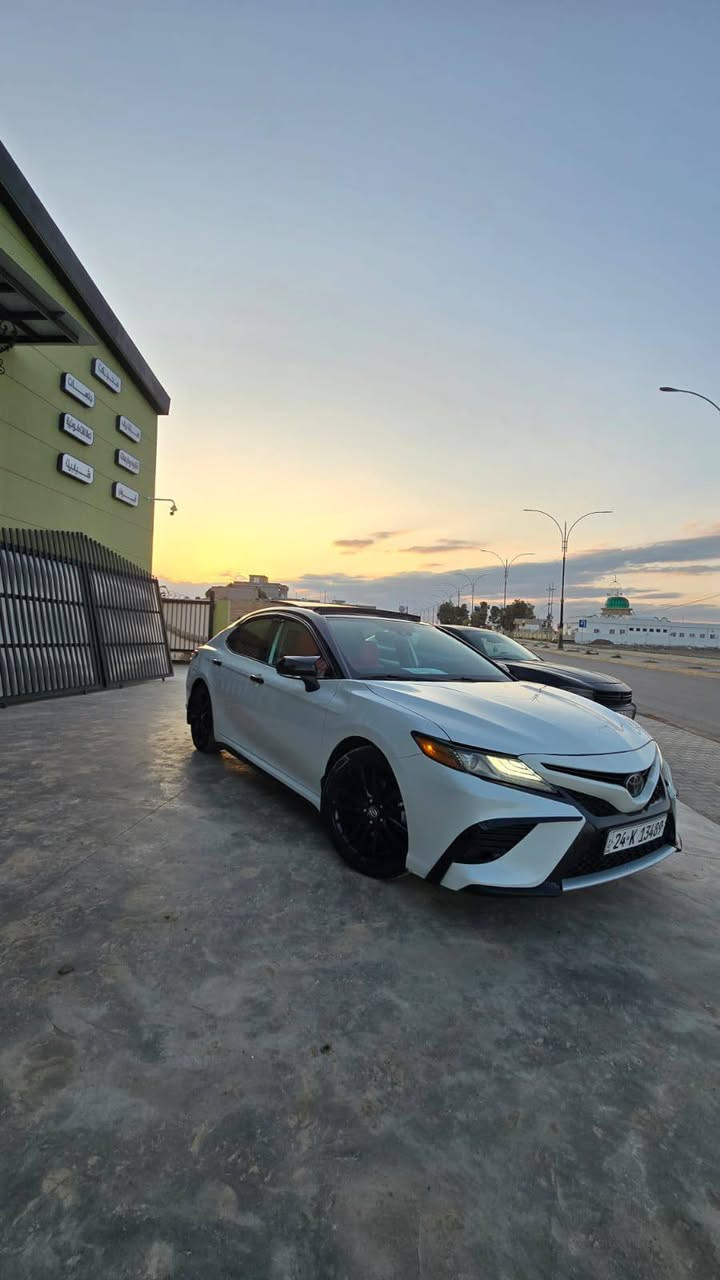 السلام عليكم
كامري xse فول 

موديل 2020

ماشيه 74 
رقم دهوك بسمي 
ضرر موجود بالسونار شرط لا دواخل ولا ايرباك
السعر 220 $ وبيه مجال 
للاستفسار ***********
