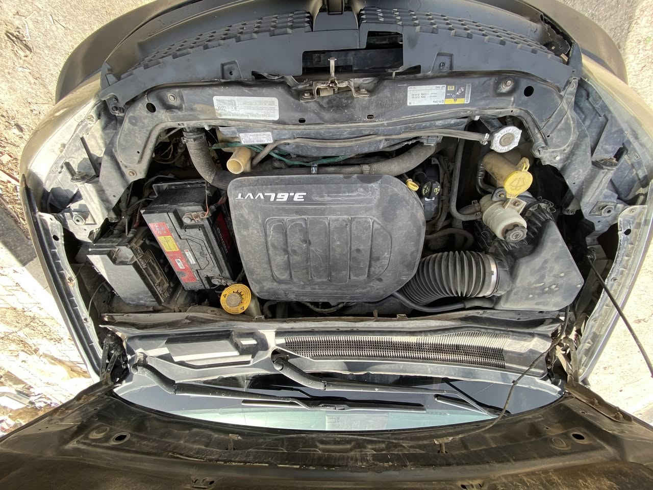 سلام عليكم دوج كرفان 2014 sxt كندي واندعمت عندي بالعراق
رقم بغداد مشروع وطني  
1-ابواب كهرباء 
2- صندوق كهرباء 
3- تحكم مقاعد 
4-تحكم بالدوس  
5-شاشات بالسقف
مواصفات هواي بالكرفان معروفه  
السياره مكينة جديدة توا شادها گير جديد خير من الله
105 بيها مجال بسيط 
نواقصها ( بيبان سلايت قفالات 'كارت صندوق خلفي 'تبريد نقص قفط غاز )
مكانها بصرة-المعقل 
الرقم :***********
