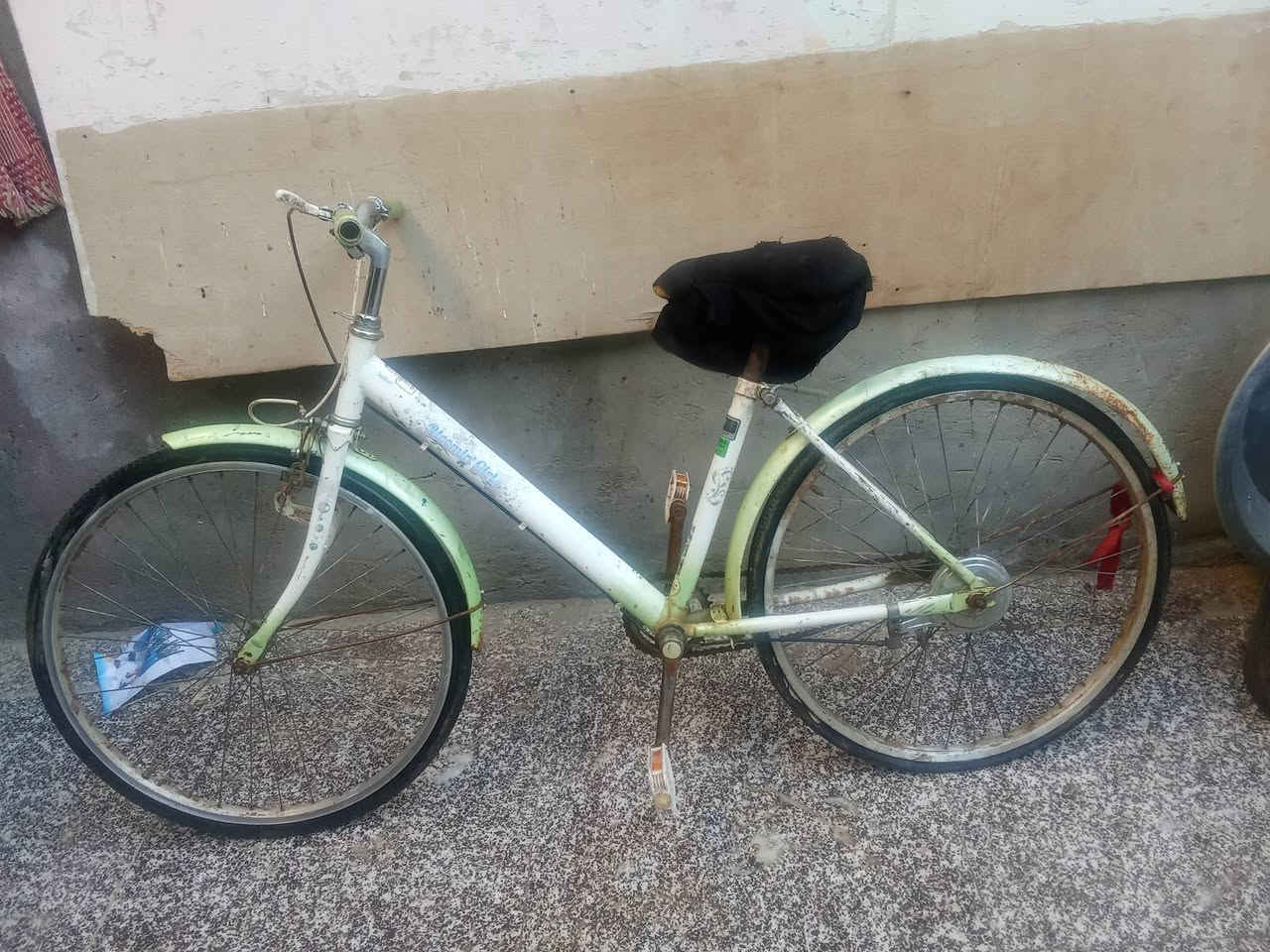 غراض البيع بسعر مناسب


**إذا كنت صاحب هذا الإعلان وتريد حذفه لأي سبب، رجاءا أرسل رسالة إلى الدعم الفني**