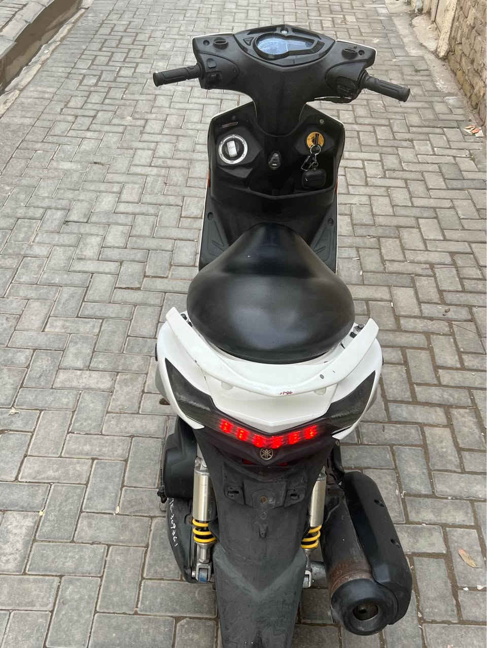 سلام عليكم شباب دراجه سكنس لد ياباني مكفوله اي نقص مابيه السعر مليون و100 وبيها مجال مكاني عطيفيه رقم الهاتف *********** بغداد, العراق
