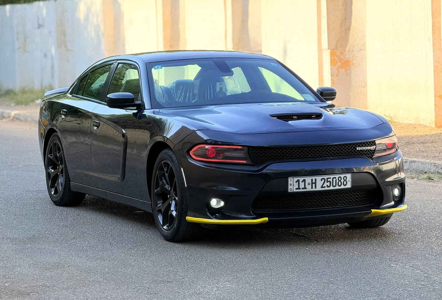 سلام عليكم
جارجر 2019 SXT مواصفاتها معروفه
وارد كندي داخله كلين بيها بنيد محدث وجاملغ صفحه عكس سايق صبغ 
باردات ثنين جاملغ خلفي وباب خلفي شي بسيط 
بدون دواخل 
سياره جاهزه كير محرك تبريد اكسل صدر تخم تاير كله جاهز
بجم محدث كامل GT عليها عدسات ولدات متغير بلبنيد والمازده 
سياره جاهزه للاخير هزه وسنويه ورقم كله جديد 
باسمي تحويل ثاني يوم 
ولا كلوب مشتغل بدشبول 
سعر ١٧٢ وبيها مجال اكيد مكاني بغداد اعظميه سبع ابكار 
***********
