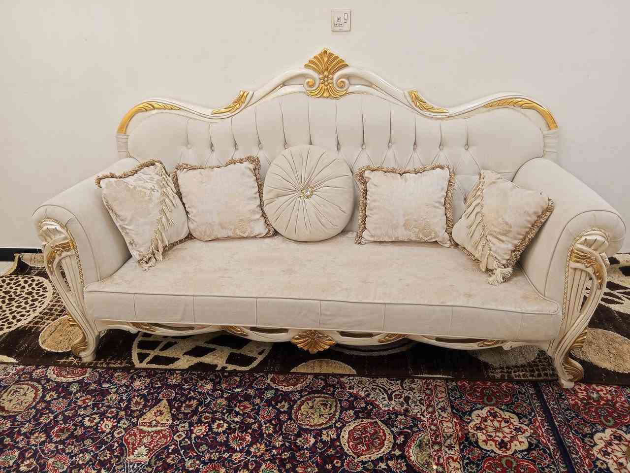 السلام عليكم تخم زان تركي 10 مقعد زائد طبله النظافه جيده المكان بغداد تواصل على هذا الرقم واتساب اتصال. ***********
