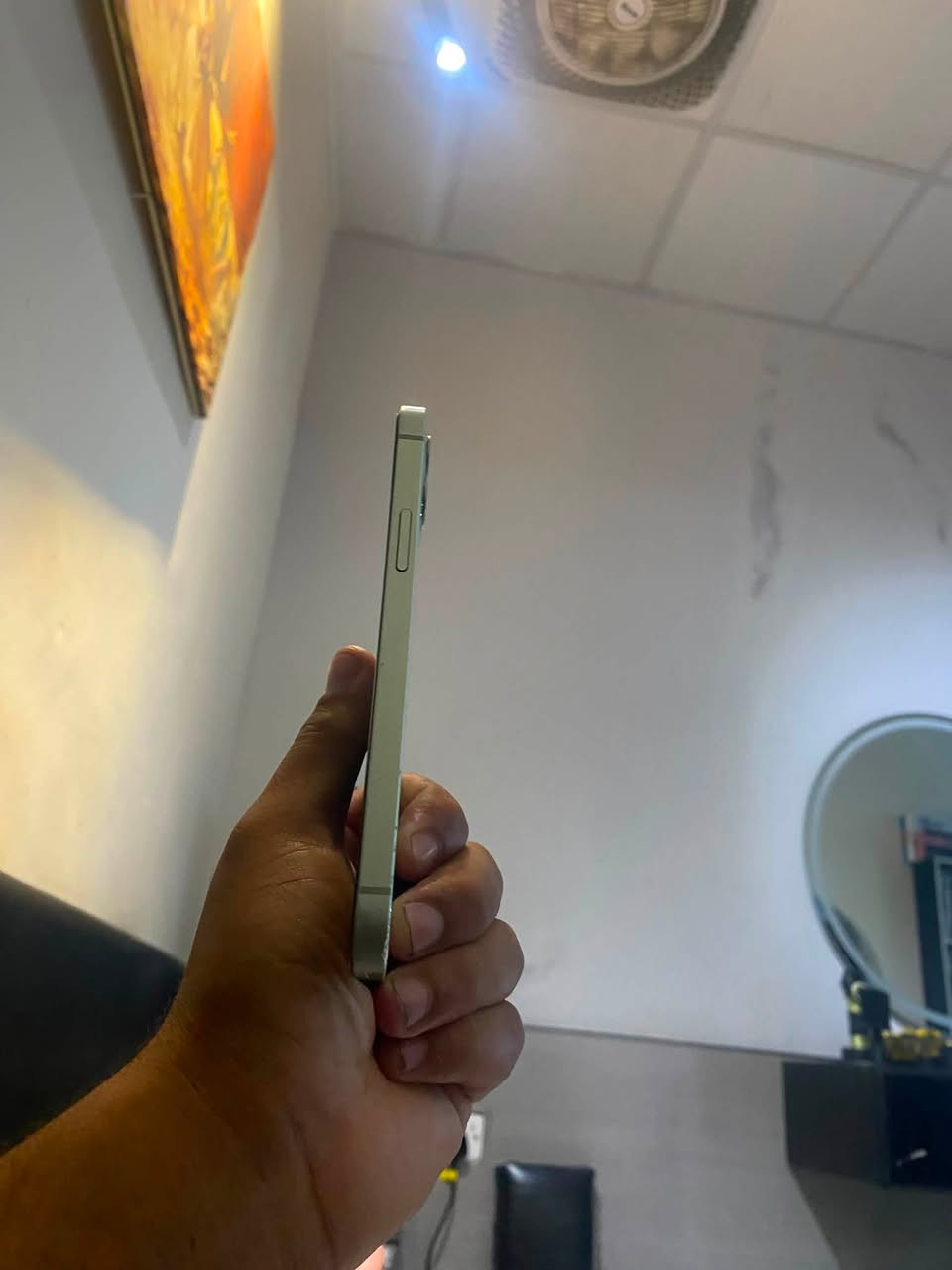 سلام عليكم ايفون 12 pro عادي مساحه 128 جهاز نضيف حيل للاستفسار رقم واتساب ***********
