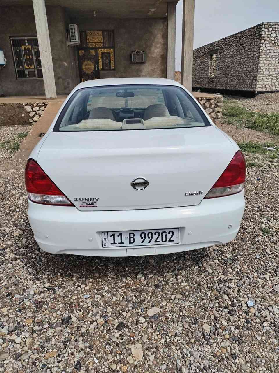 سني موديل 2010 مكفوله كفالة عامه وبيه سونار محرك اسود 1600 كير اوتماتيك رقم بغداد الدولي سعر 117 ورقه وبيه مجال مكان سياره الانبار هيت ***********
