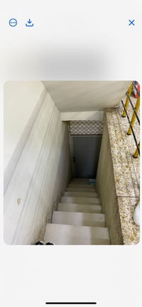 السلام وعليكم يوجد بيت رهنيه معزول عزل تام باب وحد طابق ثاني درج غرفه ...