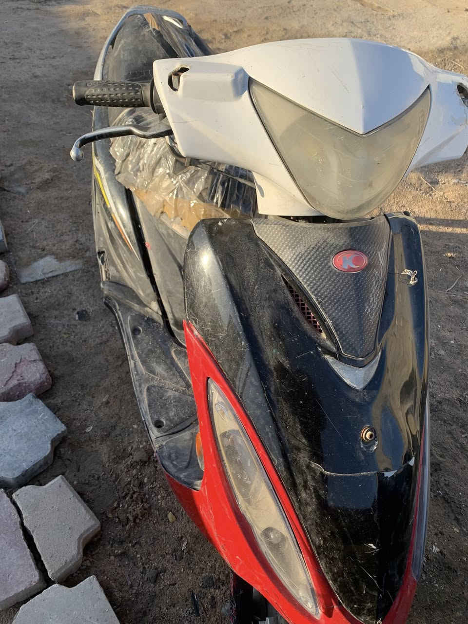 سلام عليكم دراجه للبيع جي فور  جانت تمشي وطفت عدي مادري شنو سالفته تركته  ابيع كوم حديد سكراب سعر 150 بيه مجال لشراي مكاني ناصريه حي الحسين ***********
