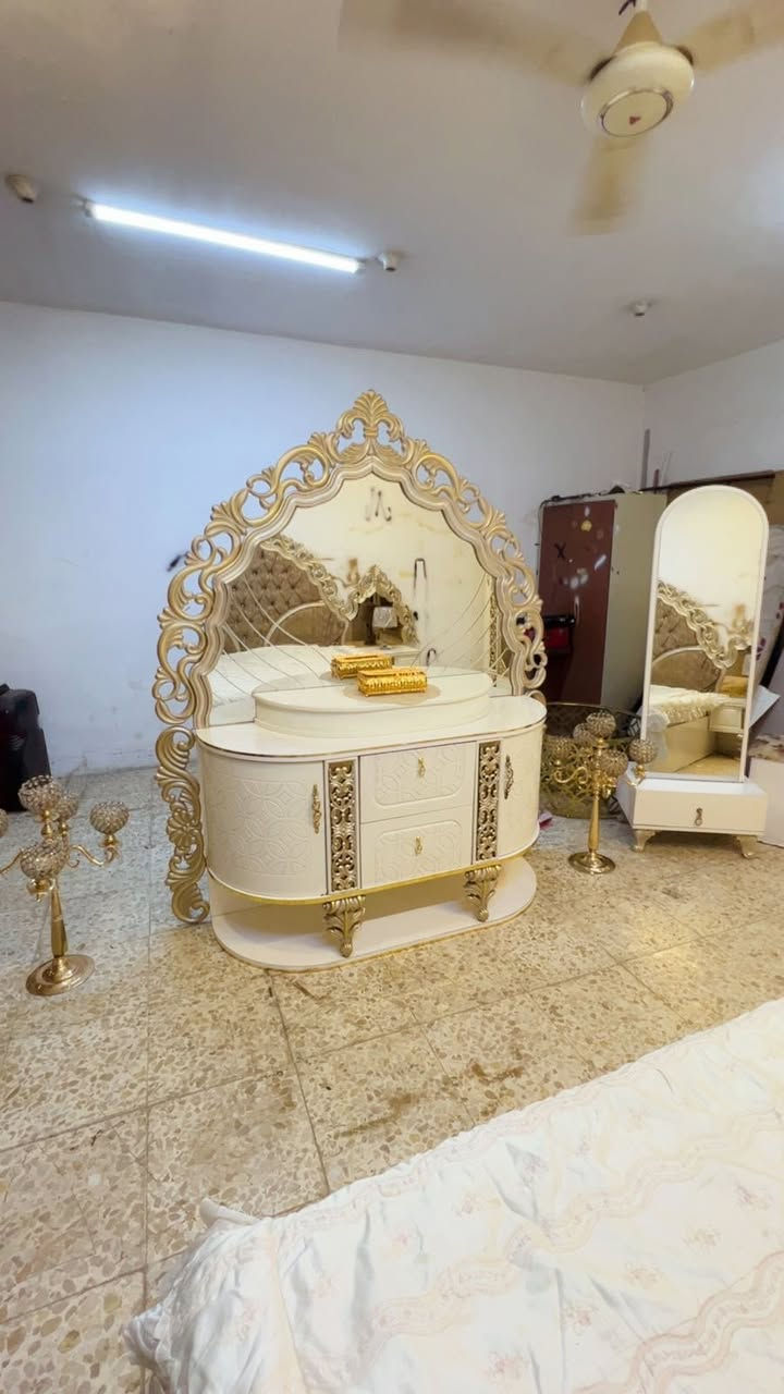 غرف نوم مستخدم متوفر عندي حجز استفسار مراسله واتس ***********
