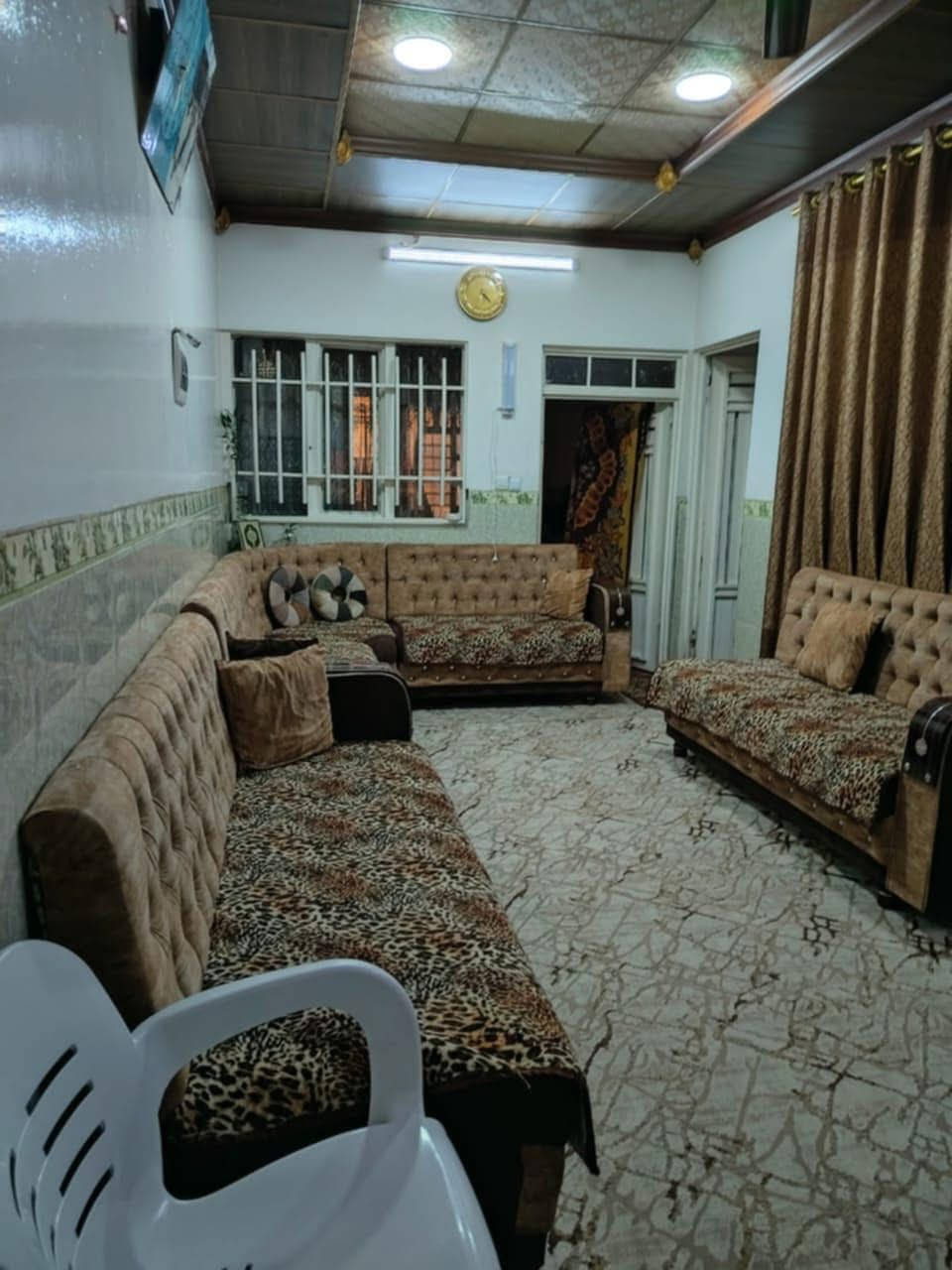 فرصة ذهبية لامتلاك دار بسعر مناسب
📍 حي الميثاق – خلف مطعم قصر مينا
🏠 دار طابقين
 • 3 غرف نوم
 • مساحة 105 متر
 • واجهة 5.5 متر

📄 ملك صرف (طابو الزهور)
🤝 تحويل مباشر

✨ موقع مميز مناسب للسكن أو الاستثمار وبسعر مغري

✨ فرصة مميزة للتملك الفوري
للاستفسار اكثر مراجعة مكتب التطوير للعقار سايدين الميثاق مقابل مطعم رائدر بدر وقرب جامع لا إله إلا الله 
اوالاتصال على الارقام التالية🔸🔹  

 *********** واتساب + فايبر
‏*********** واتس + فايبر 
*********** واتس + فايبر
 *********** واتس + فايبر

1️⃣ يوجد بيوت  للبيع  سكني تجاري🏭
2️⃣ يوجد اراضي للبيع سكني زراعي🏡
3️⃣ يوجد تعقيب تحويل ملك عقار📋
4️⃣ يوجد  كادر مساحين اراضي📐
5️⃣يوجد كادر بناء بيوت 🧱
6️⃣ يوجد كادر تفليش بيوت 🏗
🔹 نستقبل كافه العروض التجاريه والسكنيه 
🔹وعروض الايجارات على مدار 24 ساعه
