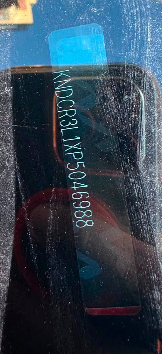 السلام عليكم
للبيع كيا نيرو 2023 كهرباء مرقمة بغداد بأسمي فول مواصفات فقط القماره حديد السيارة جديده بمعنئ الكلمه وناعمة كلش ماتسمع صوت ضرر السيارة فقط بنيد وصبغ قليل بجاملغ الأيمن قليل كلش انطيك شرط وضمان دكة جاكوج
بشاصي مابيها
مكان السيارة حي العامل بغداد

سعر السيارة152$
رقم تلفوني
***********

