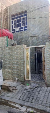 حي النصر • ١٠٠م • ساحة