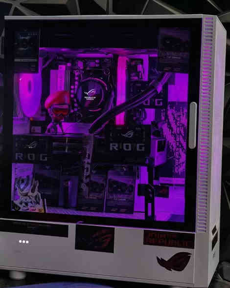 السلام عليكم و رحمة الله 
للبيع كيس و شاشه
استخدام 6 اشهر
(ملاحظه التجميعه تاخذها بدون الكروت و الفكر اللي بيها تمام😂)
المواصفات:
R5 7600 BOX
RX 7800XT ASUS DUAL BLACK 16GB
M.B ASUS B650M-K PRIME D5
RAM T.FORCE 32GB 6000MHZ BLACK ARGB
M.2 WD GREEN SN3000 1T GEN4
PSU FSP 700W HYDRO PRO BRONZE
COOLER ASUS ROG RYUO 240MM LCD BLACK 240MM 
CASE ANTEC NX410 V2 WHITE ARGB
المعجون المستخدم للمعالج MX6
 
مواصفات الشاشه:

ASUS ROG STRIX XG27ACS 
27
2K
180HZ
FAST IPS 
1MS
SRGB 133% اعلى تشبع الوان بفئتها
EXTREME LOW MOTION BLUR SYNC
G-SYNC
HDR 400
USB-C
TRIPOD SOCKET
ستاند متحرك
نظافة القطع 100%
كراتين القطع كلها موجوده و الشاشه كذلك وضمان باقي بكل القطع و وصل الشراء موجود
التجميعه صايره عليه ويه الشاشه 1,925,000 الف
رايدها كامله ب 1,600,000 الف
وبيها مجال بسيط حك الجيه 
توصيل موجود
عنواني بغداد شارع فلسطين
***********
***********
موجود واتساب

