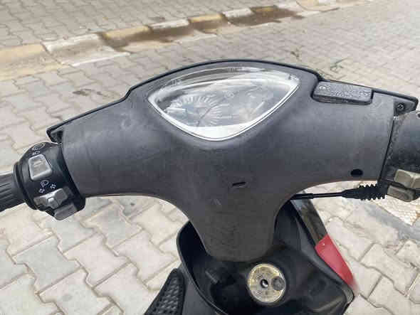 سلام عليكم.
دراجة ماكس عدله 🛵 للبيع
دراجة شلعه معدل كهربائيات كلهه شغاله 
دراجة جديده بلاديه 
أي نقص مابيهة
جيب فيتر وتعال افحص
العنوان بغداد حي اور 
رقم للستفسار ***********
سعر ٧٥٠وبيهة مجال شي قليل
